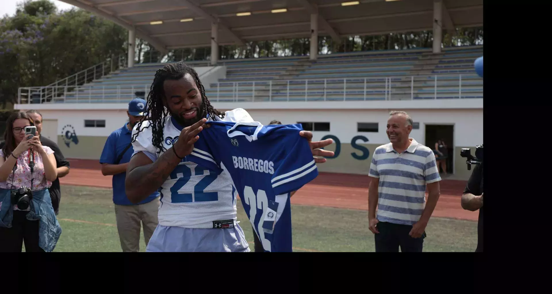 Jugador de NFL, de Pittsburgh Steelers, visita el Tec Guadalajara.