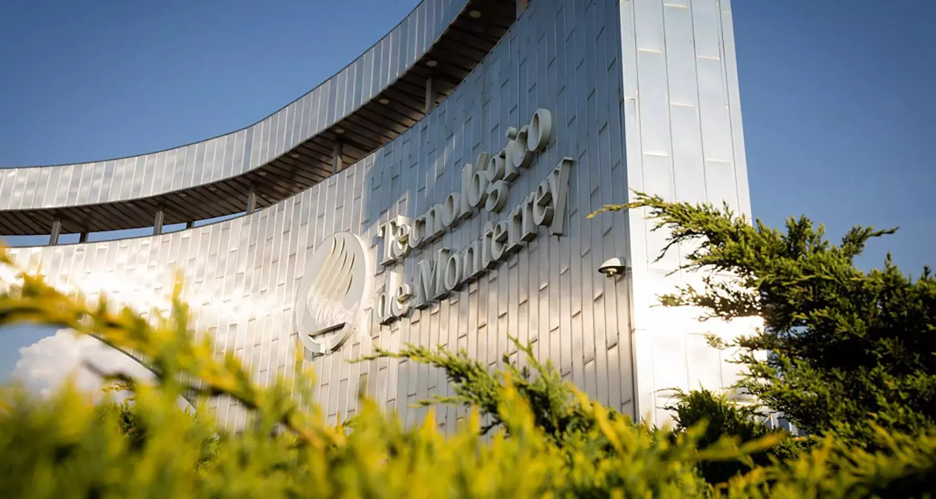 Fachada de campus Hidalgo del Tec de Monterrey