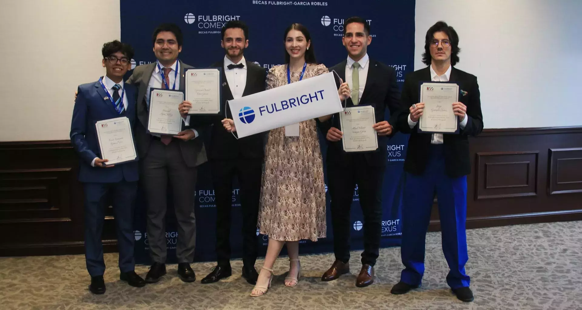 Becarios de Tec de la beca Fulbright-García robles en ceremonia de despedida