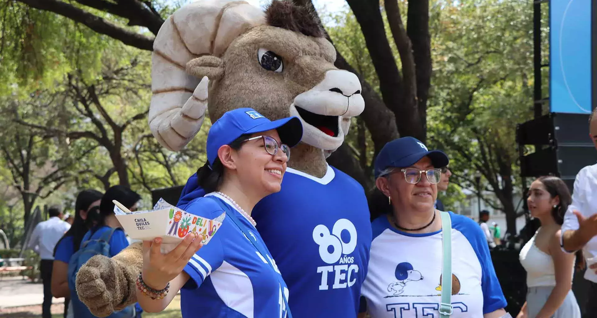 Celebran 80 Aniversario en campus Monterrey.