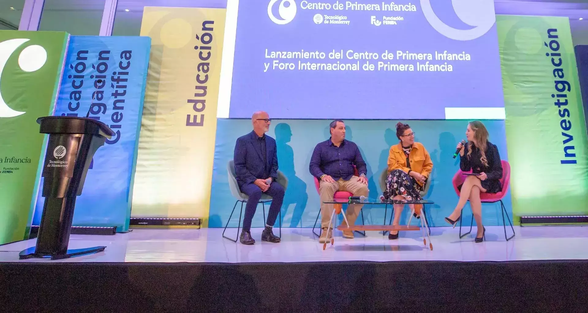 Panel Rol de las universidades en el desarrollo de la Primera Infancia.