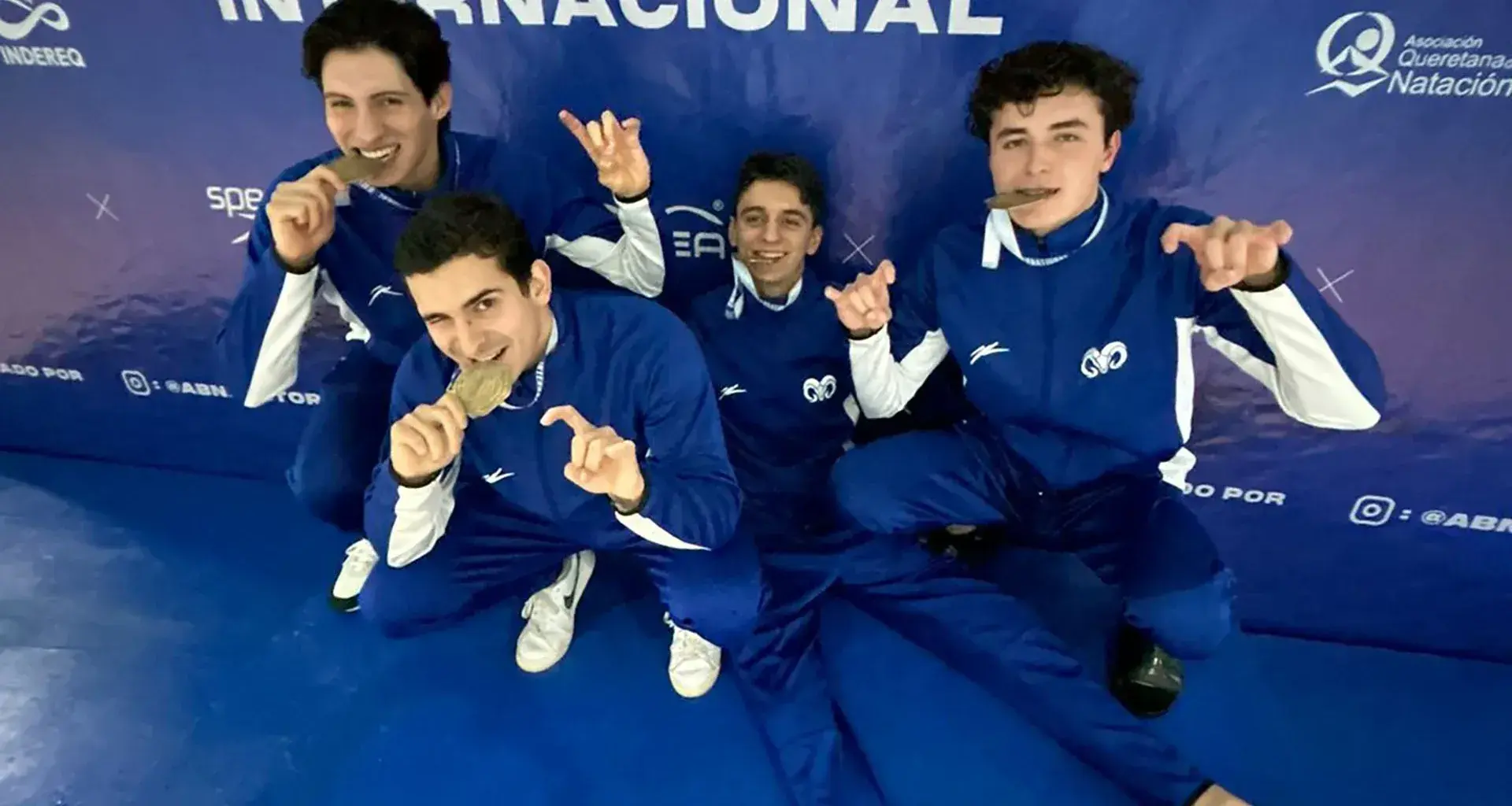 ¡Borregos rompe récords! Imponen marca en natación