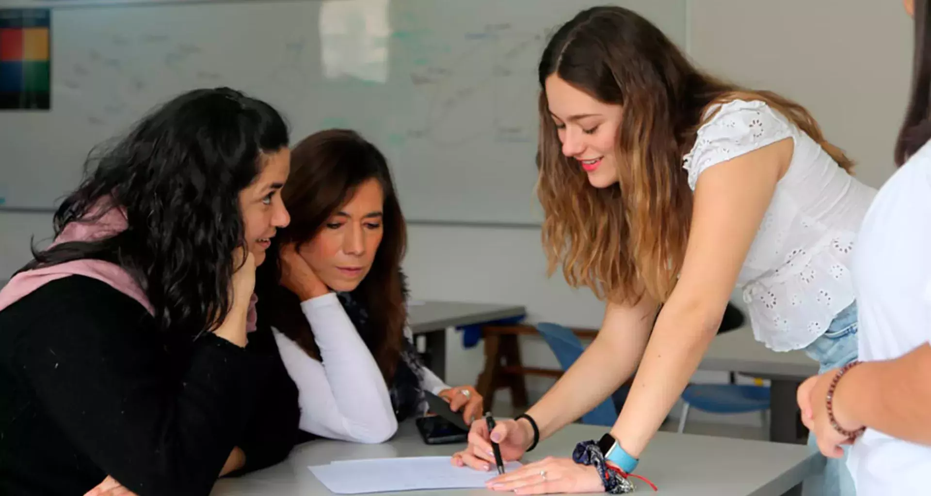 Educar a mujeres en finanzas, emprendimiento de PrepaTec Santa Anita. 