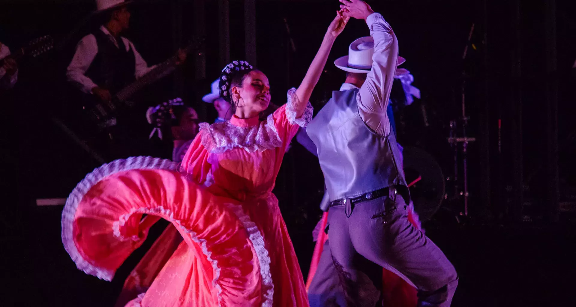 Grupo de Danza Folclórica, Raíces.