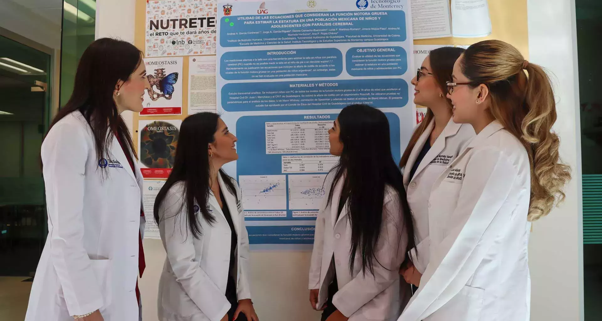 Invesitigación en nutrición sobre niños con parálisis, realizada por equipo de alumnas del Tec Guadalajara. 