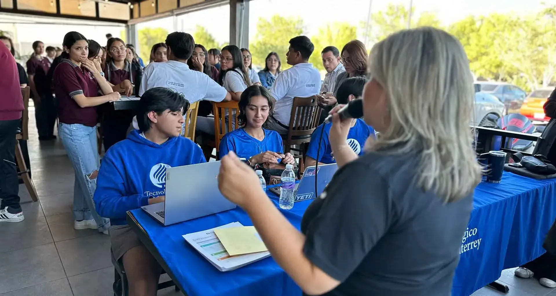 PrepaTec revoluciona la app de Applebee’s en reto académico