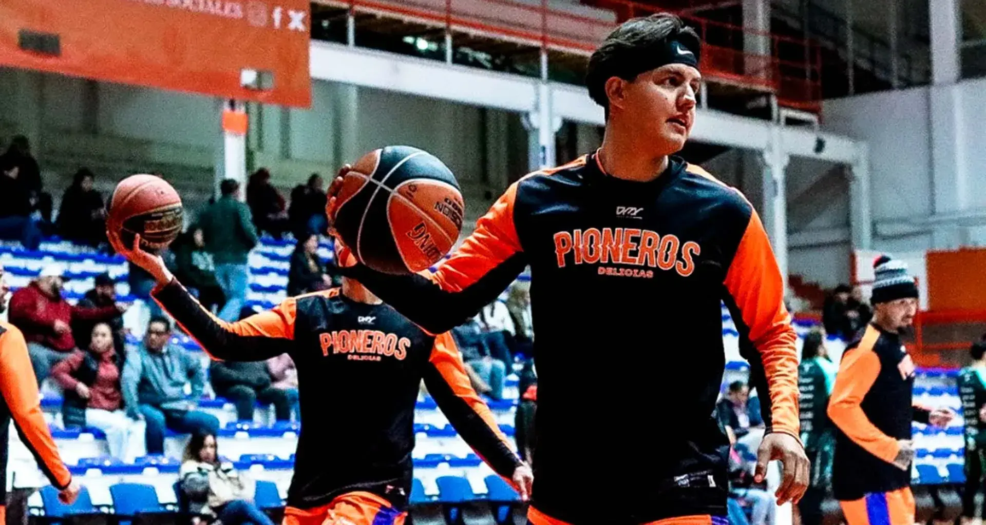 ¡En 2 equipos! Exatleta Tec firma con equipo de básquet profesional