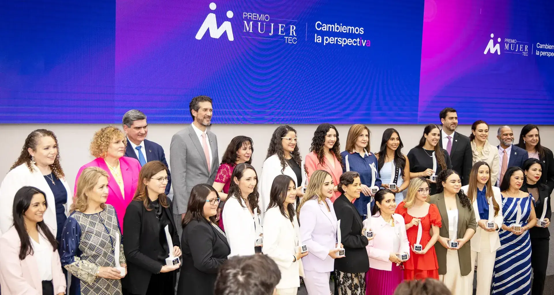 ceremonia de premiación Premio Mujer Tec 2025