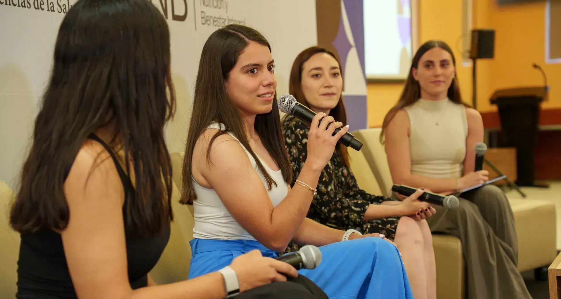 La carrera de Nutrición y Bienestar Integral del Tec celebró 20 años destacando el impacto de sus egresadas en ámbitos que van de la nutrición deportiva a la salud pública.