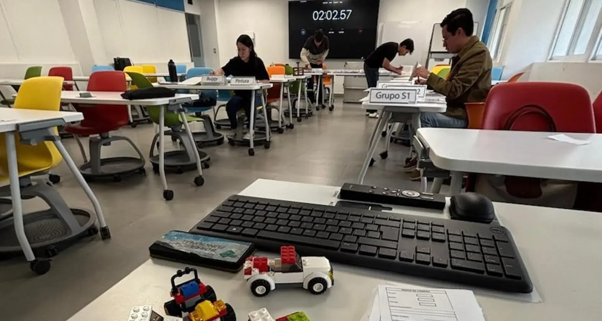 Estudiantes del Tec ganan la final nacional en la Cumbre Anual IISE 2026 con su proyecto de calidad de datos en entornos industriales educativos.