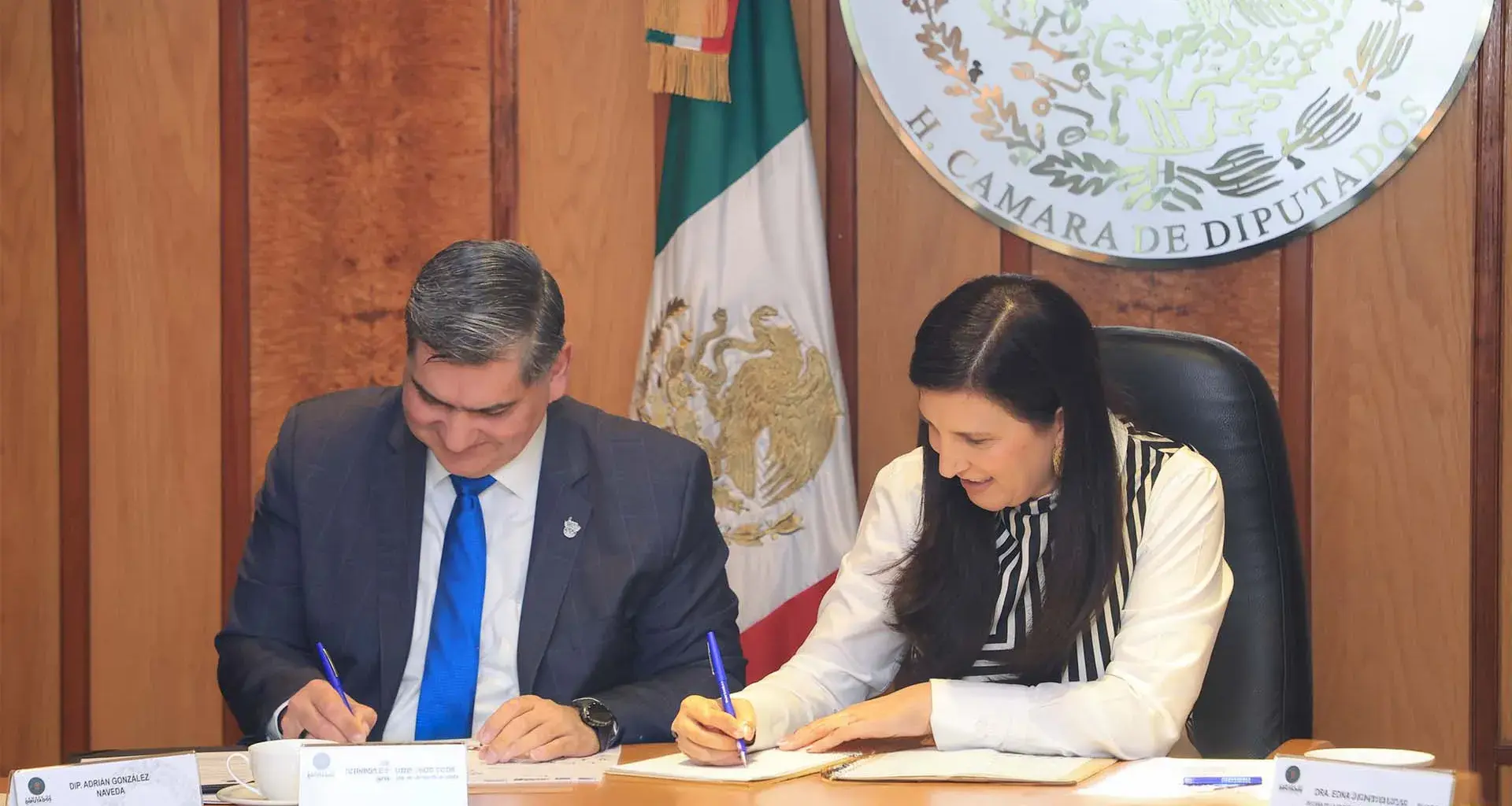 El Tec de Monterrey y la Cámara de Diputados firmaron un convenio para fortalecer la colaboración entre academia y sector público.