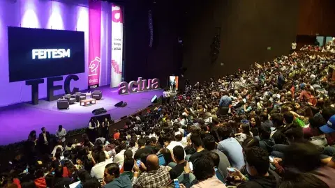 Actúan estudiantes y logran foro exitoso de candidatos 