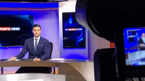 Narraba partidos en el Tec y ahora narra el Mundial por televisión