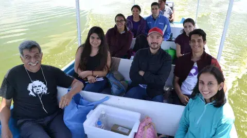 Desarrollan alumnos del Tec plan de rescate del Lago de Cajititlán