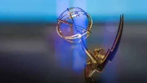 De actor universitario a ganador del Emmy 