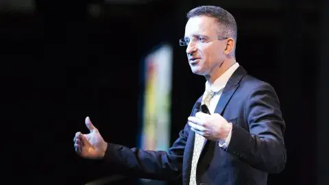 Los 5 elementos de la felicidad, según este experto de Harvard 