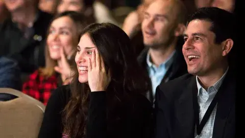 ¿Es posible aprender a ser feliz? Estos especialistas creen que sí