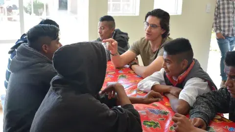 Diseñan albergue para comunidad de la Sierra Tarahumara 