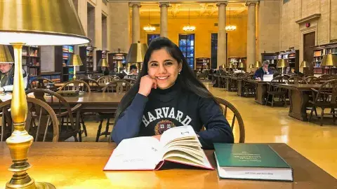 Egresó de su maestría del Tec a los 16; ahora, va a Harvard a los 17