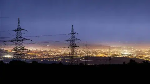 Mexicanos exponen en Japón estudio que pronostica consumo eléctrico