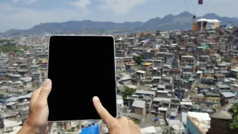 3 claves de ingeniería para el impacto social según experto de Flex