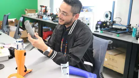 El joven cuyo sueño es mejorar la vida de niños con parálisis cerebral