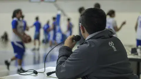 "Asperger es mi impulso de valentía". -Alumno comentarista deportivo