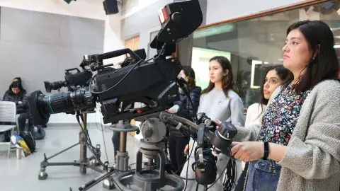 Fortalecerán las industrias creativas en Humanidades y Educación
