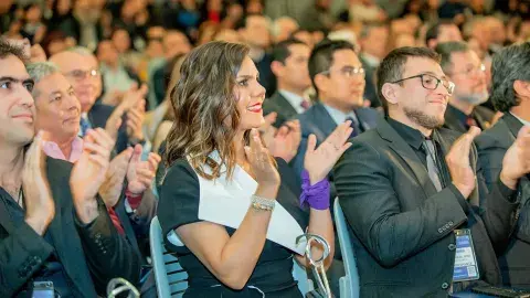 ¡Nutrición y genética! Su libro la lleva al máximo galardón del Tec
