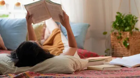 ¿Aburrido? Conoce estos 30 buenos libros para leer en tu tiempo libre