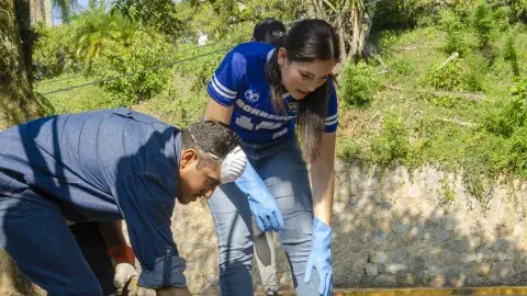Colecta de basura con causa. Alumnos del Tec buscan limpiar el futuro