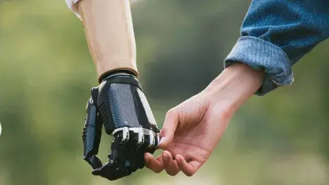  Emprendimiento de corazón: joven hidrocálido crea prótesis 3D
