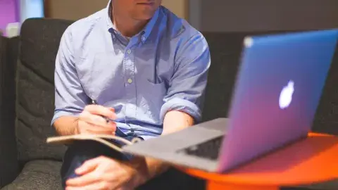 Da el salto al emprendimiento desde casa con ZEries