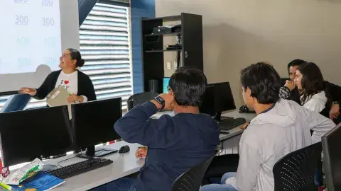 La 3ra. es la vencida: la historia de la Profesora Inspiradora de SLP