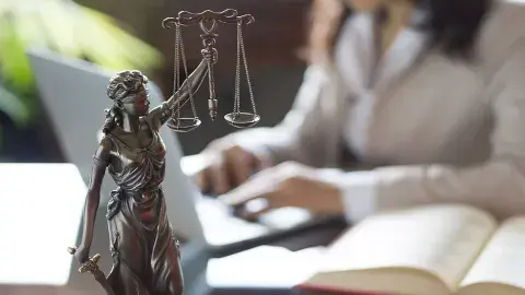 Nombran a profesora del Tec como una de las abogadas más influyentes
