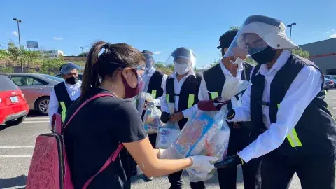 De proyecto escolar a empresa que ayuda familias en crisis