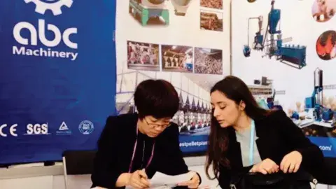 Estudiante mexicana vive intercambio en China y consigue trabajo