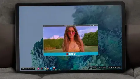 “Contigo”, el videoclip de Danna Paola realizado por profesor Tec