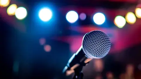 Alumna Tec presta su voz para un nuevo sencillo de promesa musical