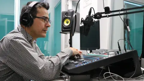 Uriel Batres: la voz potosina detrás de los comerciales
