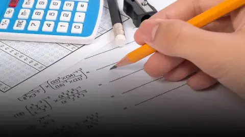 ‘Suma’ medalla en Olimpiada Internacional de Matemáticas