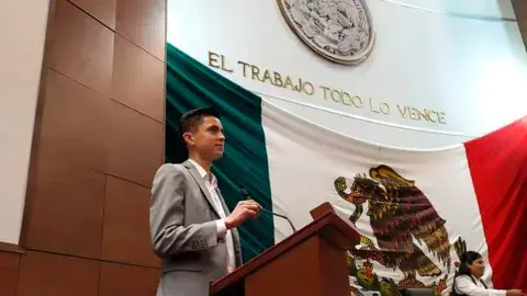 Alumno zacatecano lidera el mundo de la política juvenil