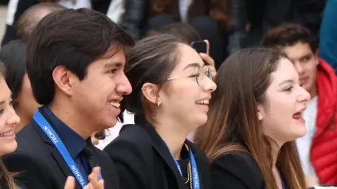 ¡Programando el éxito! Estudiante es aceptado en Washington