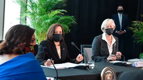 Profesora Tec plantea retos de mujeres a vicepresidenta Kamala Harris