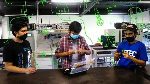 Estudiantes de ingeniería idean para industria de aires acondicionados