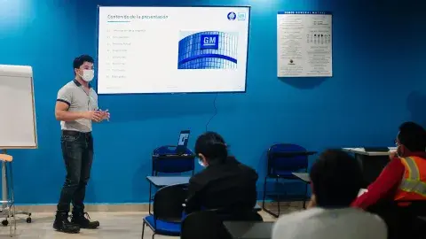 Primera generación Tec21 Saltillo colabora en reto con General Motors