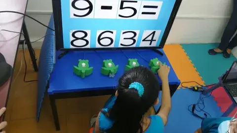 Estudiantes crean programa de aprendizaje para personas con autismo