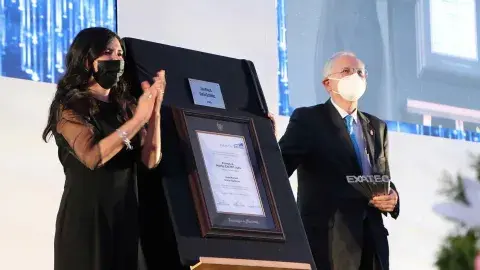 Trayectoria: Tec GDL otorga Premio Mérito EXATEC a Juan Manuel Durán 