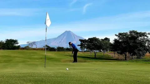 Alumno de PrepaTec es 2do en la gira de Golf Amateur de Occidente