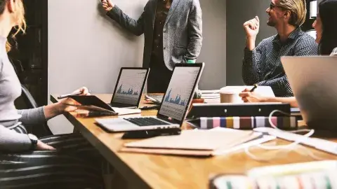 Profe de Tec Puebla lideró estudio latino sobre emprendimiento social